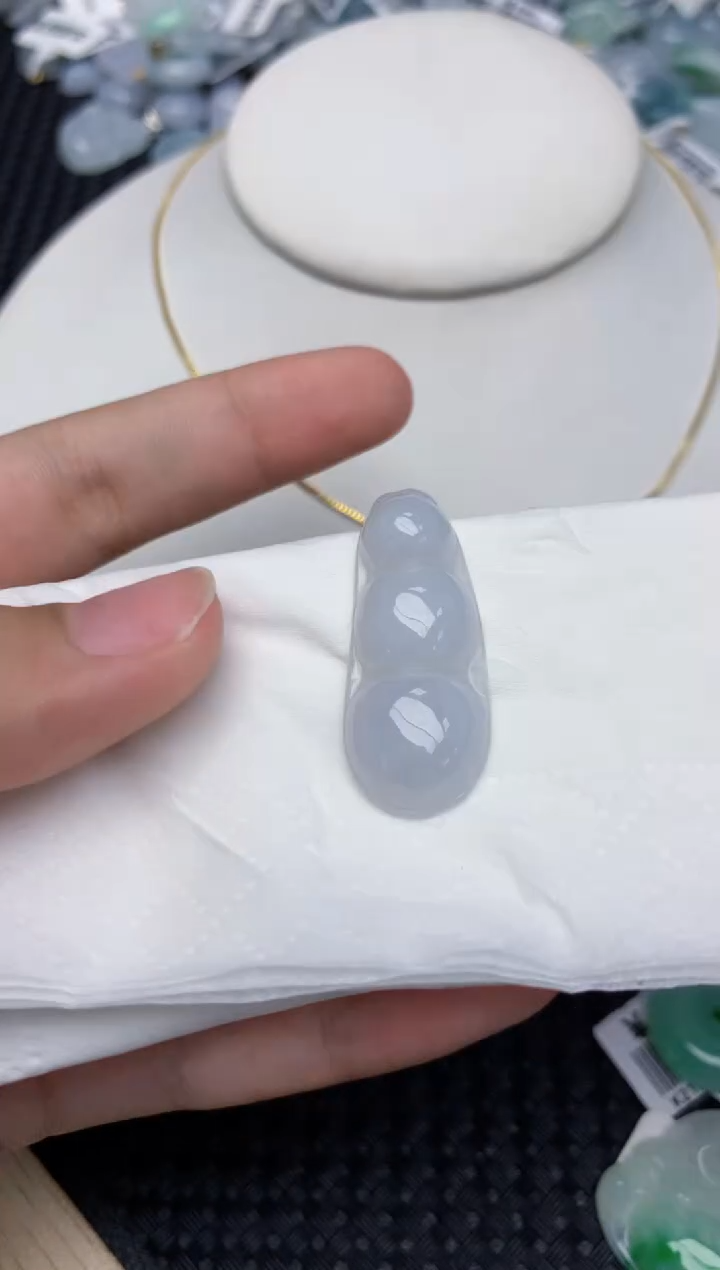 翡翠挂件未镶嵌天然翡翠a货