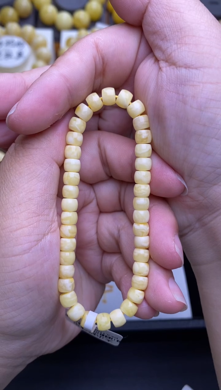 裸石琥珀未镶嵌大小姐珠宝严选156