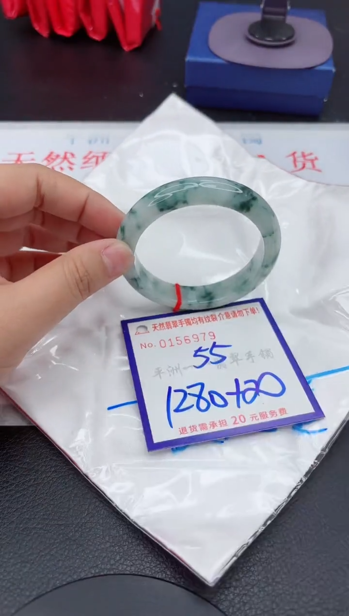 翡翠手镯未镶嵌1111111111