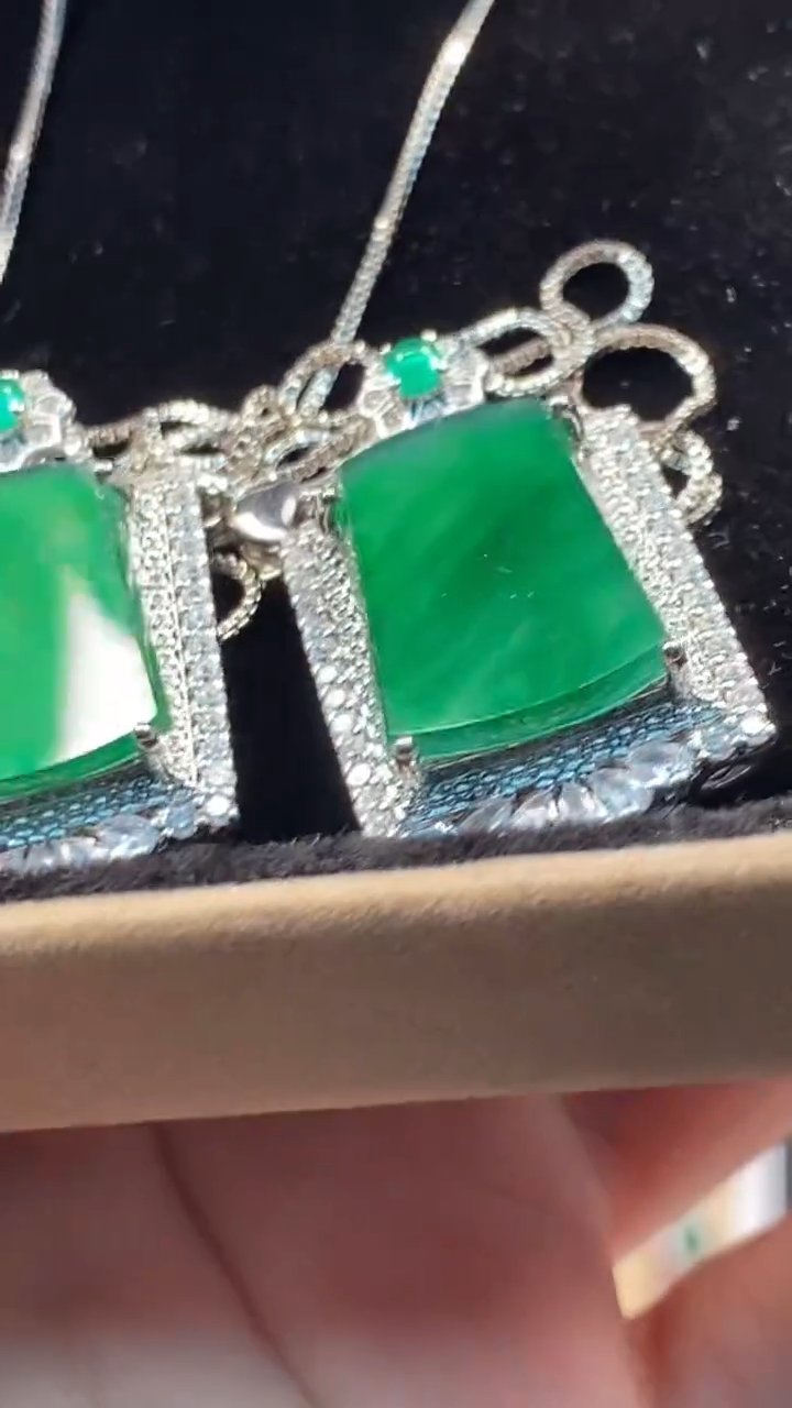 未镶嵌定制翡翠张*?********500