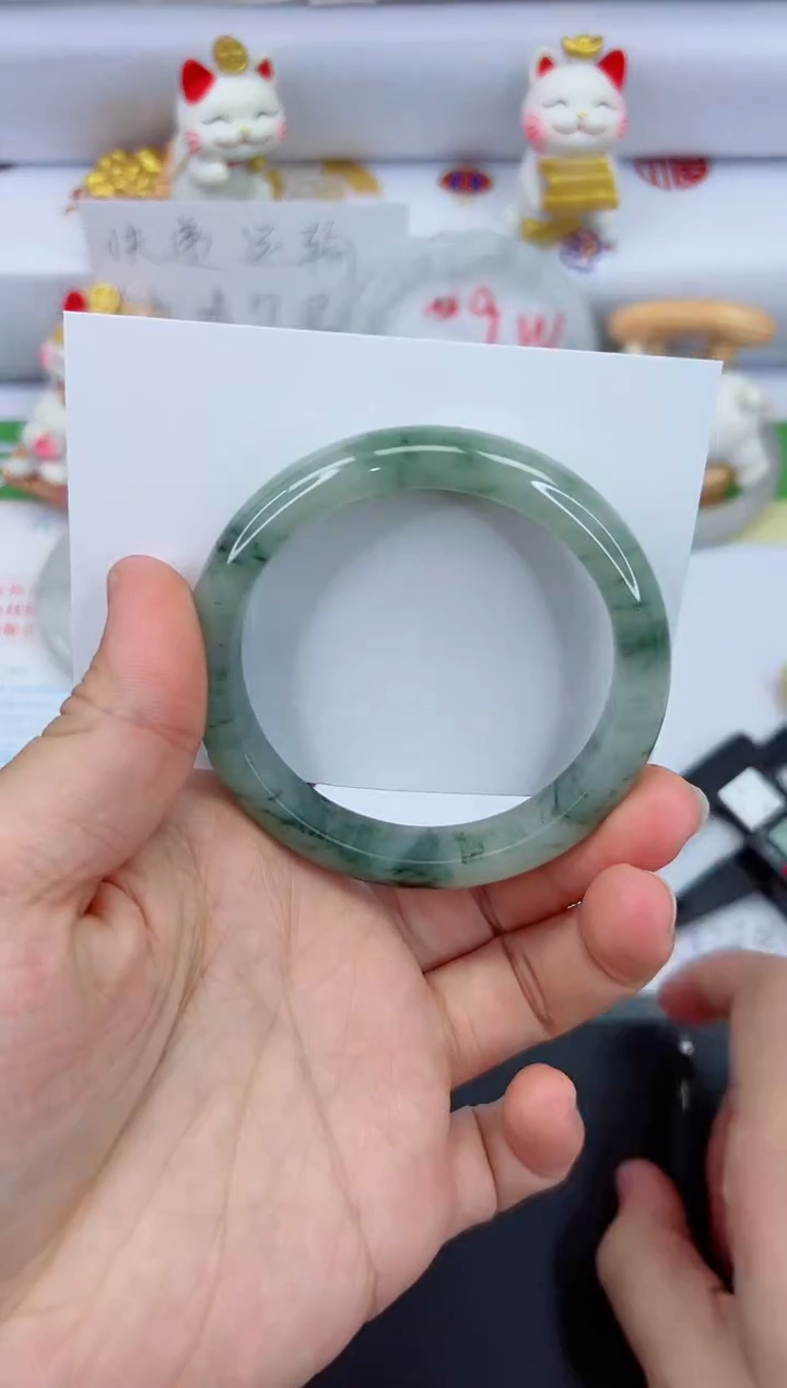 【闪购商品】石英质玉手镯未镶嵌554-56.6