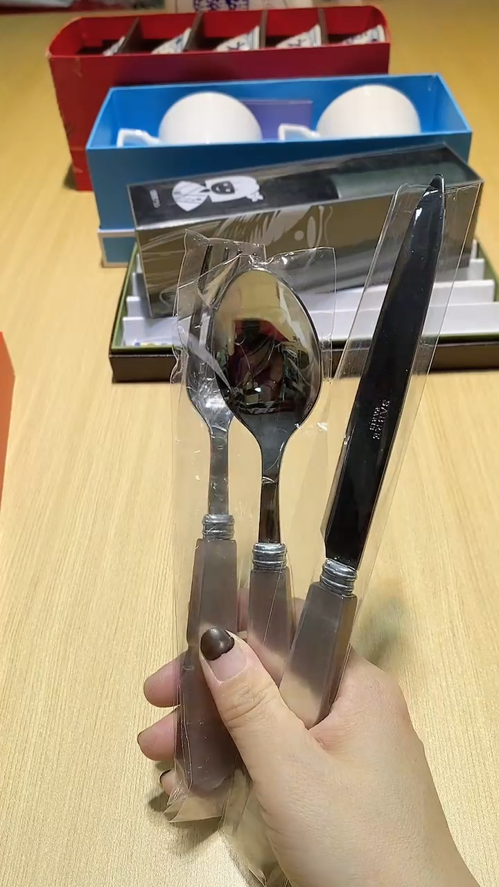 【闪购商品】瓷片锅碗瓢盆一件不剩