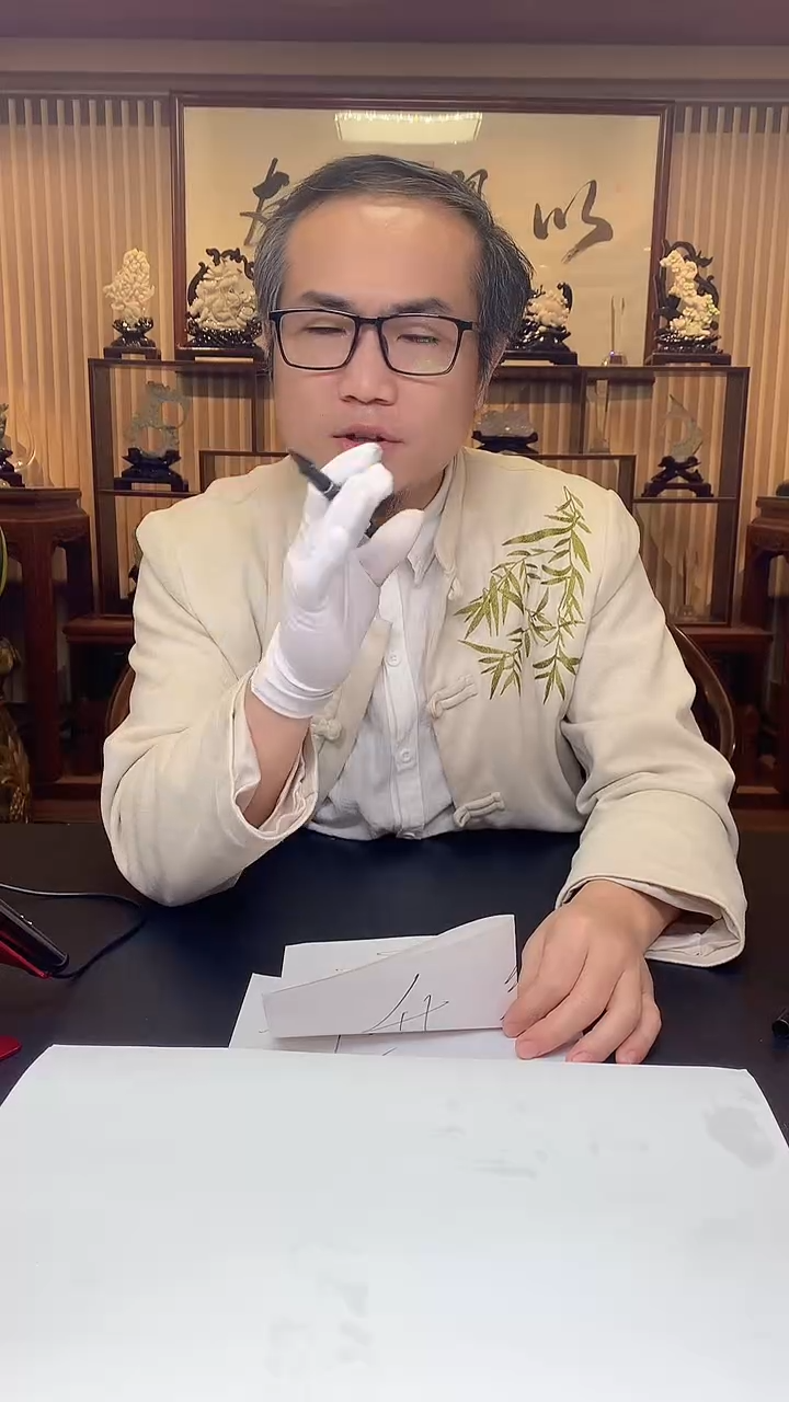 【闪购商品】定制翡翠未镶嵌1085xx-毛货挂件2