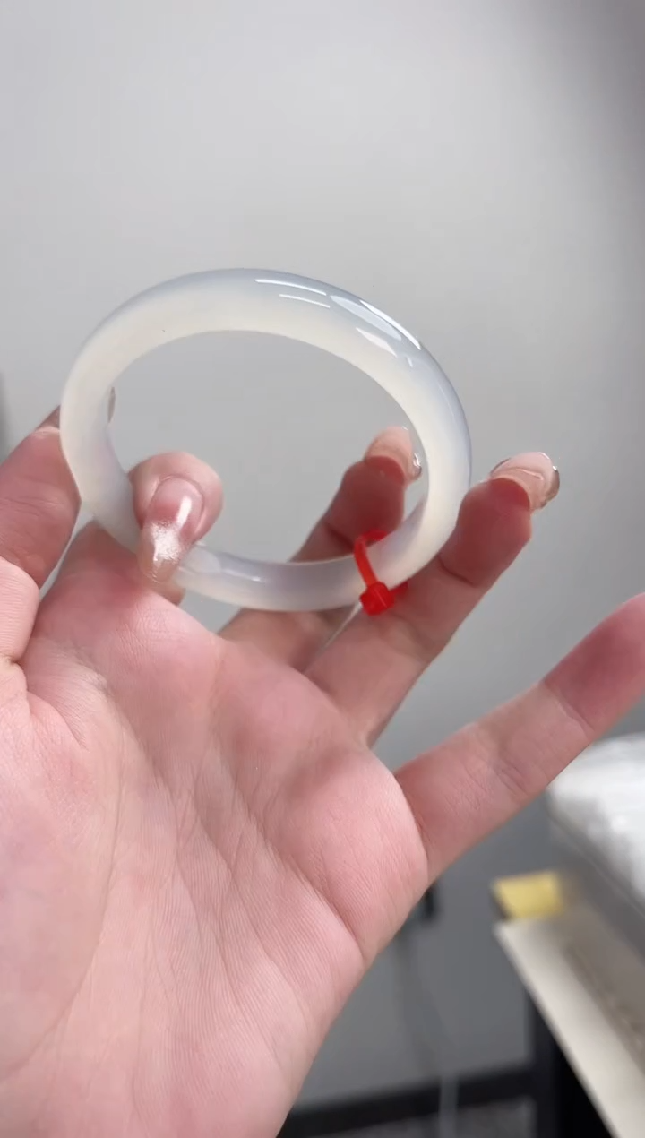 【闪购商品】玛瑙/玉髓手镯未镶嵌54-55圈 需要包容