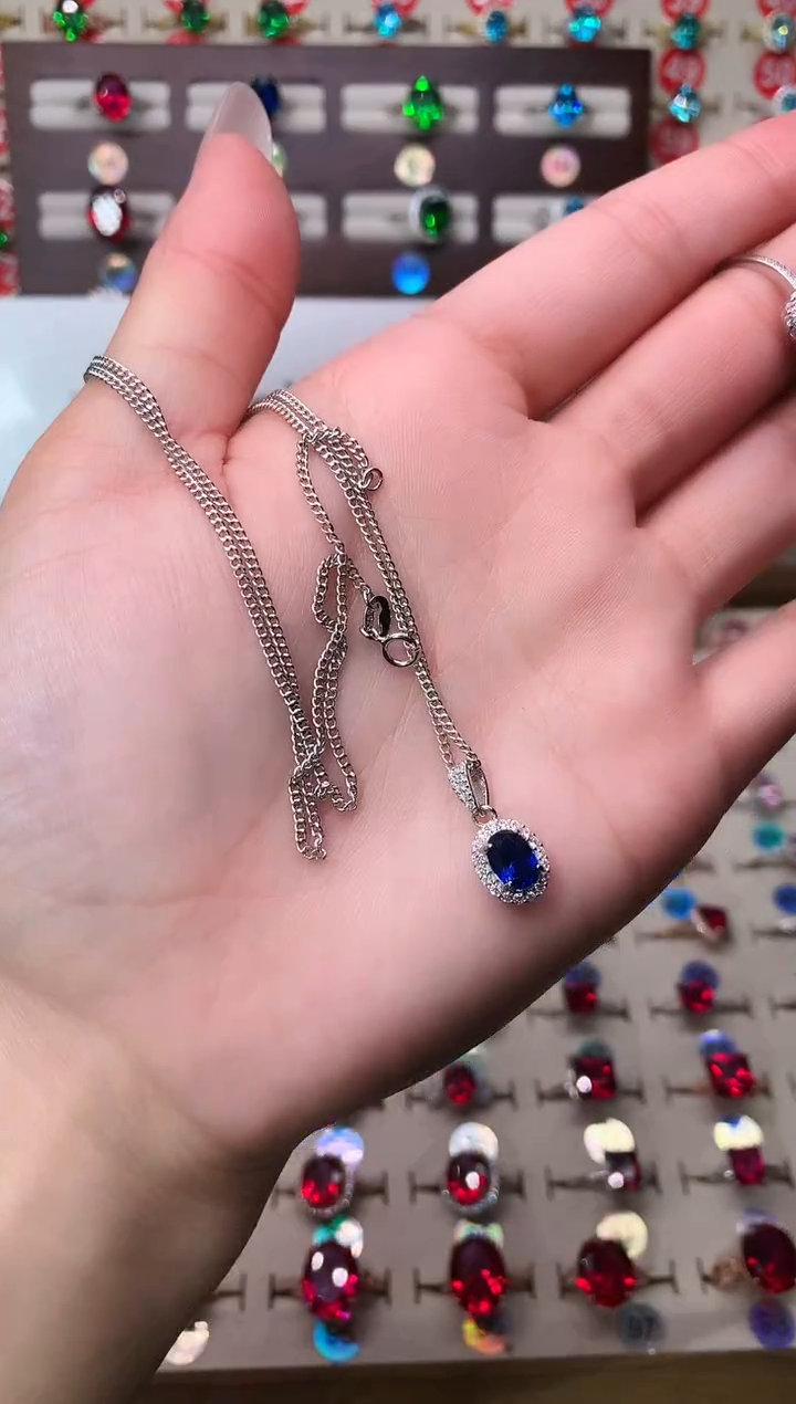 吊坠(赠链)蓝宝石银S925镶嵌5*7 银托