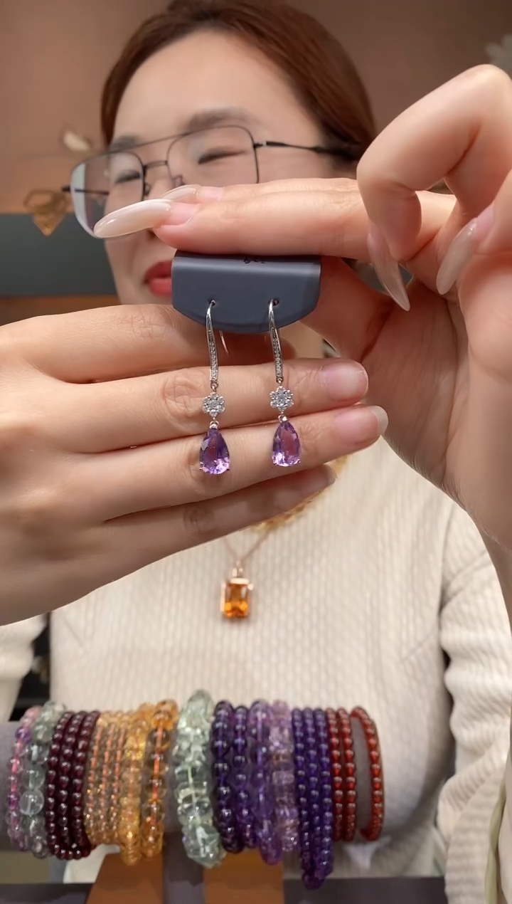 【闪购商品】紫晶耳钉银S925镶嵌紫晶耳钉