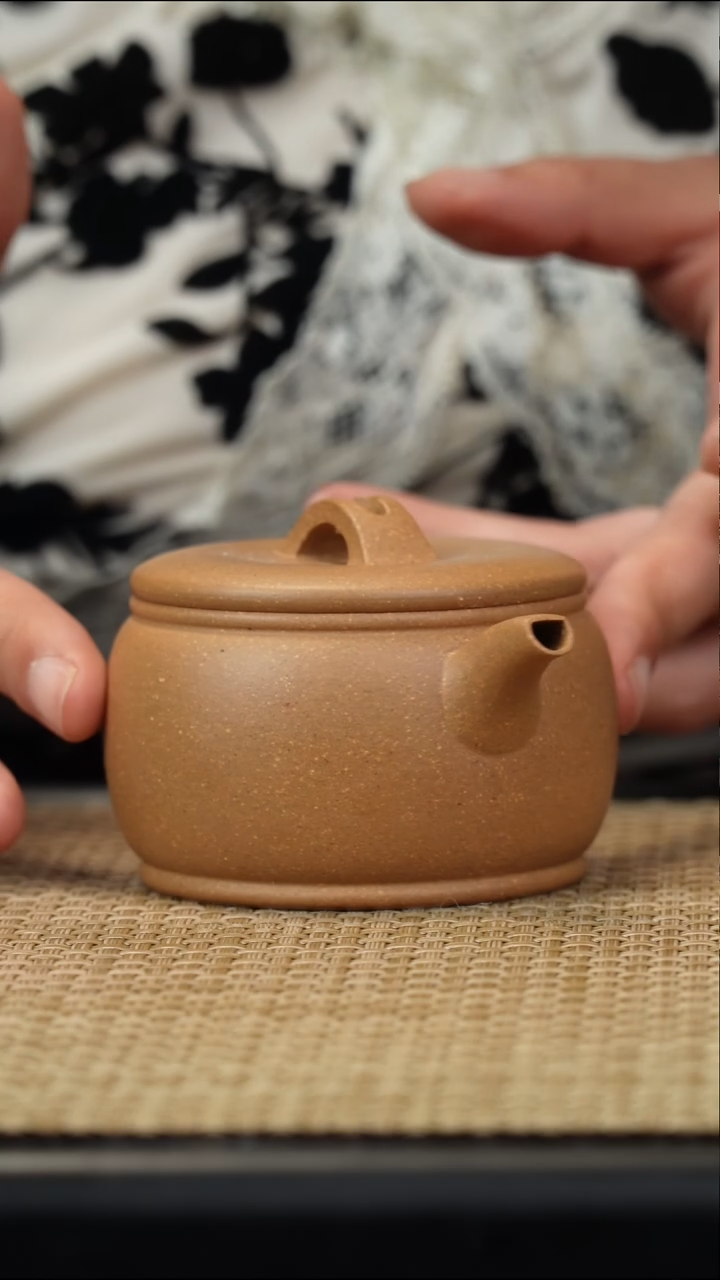紫砂茶壶段泥汉瓦150cc