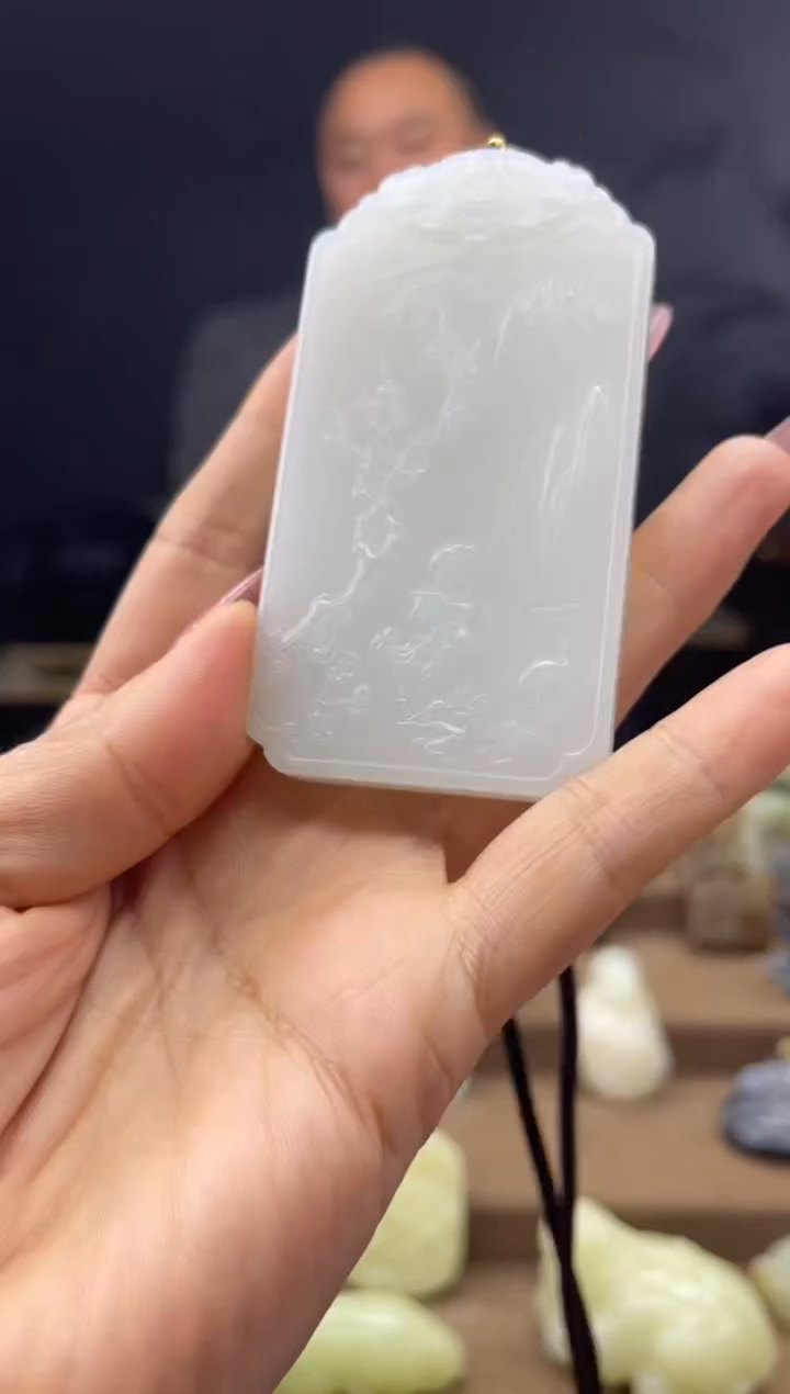 颈饰未镶嵌和田玉1