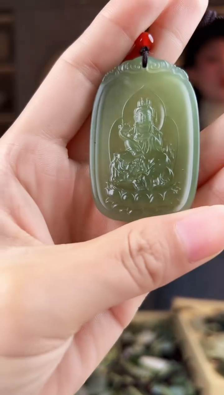 颈饰未镶嵌和田玉拍一发一，多样性发货