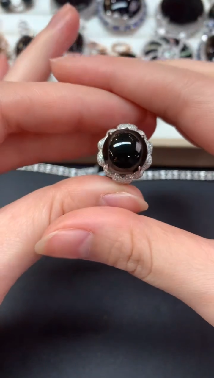 【闪购商品】翡翠戒指18K金镶嵌Z855|9800