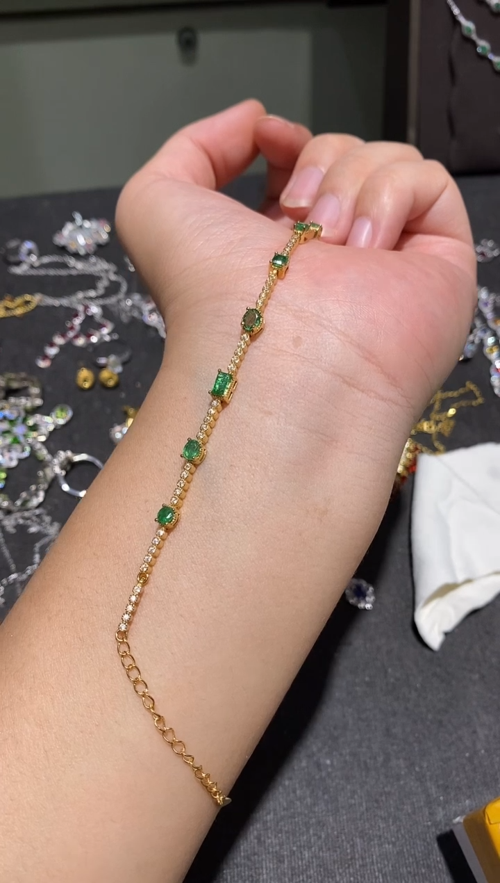 银S925镶嵌手链祖母绿手链