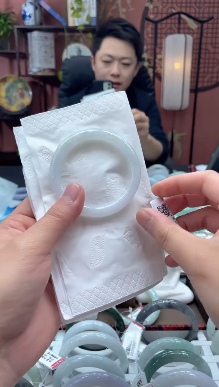 未镶嵌手镯翡翠6569****