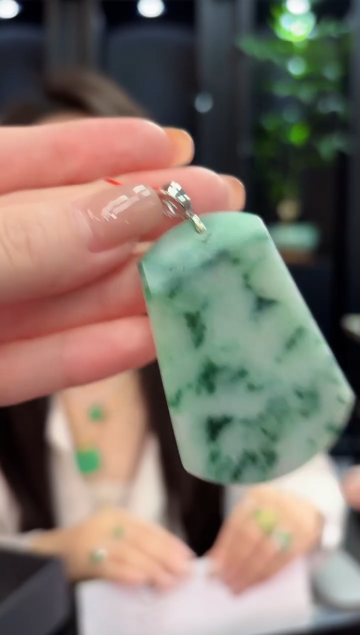 吊坠(不含链)18K金镶嵌翡翠 缅甸A货/支持复检/一件