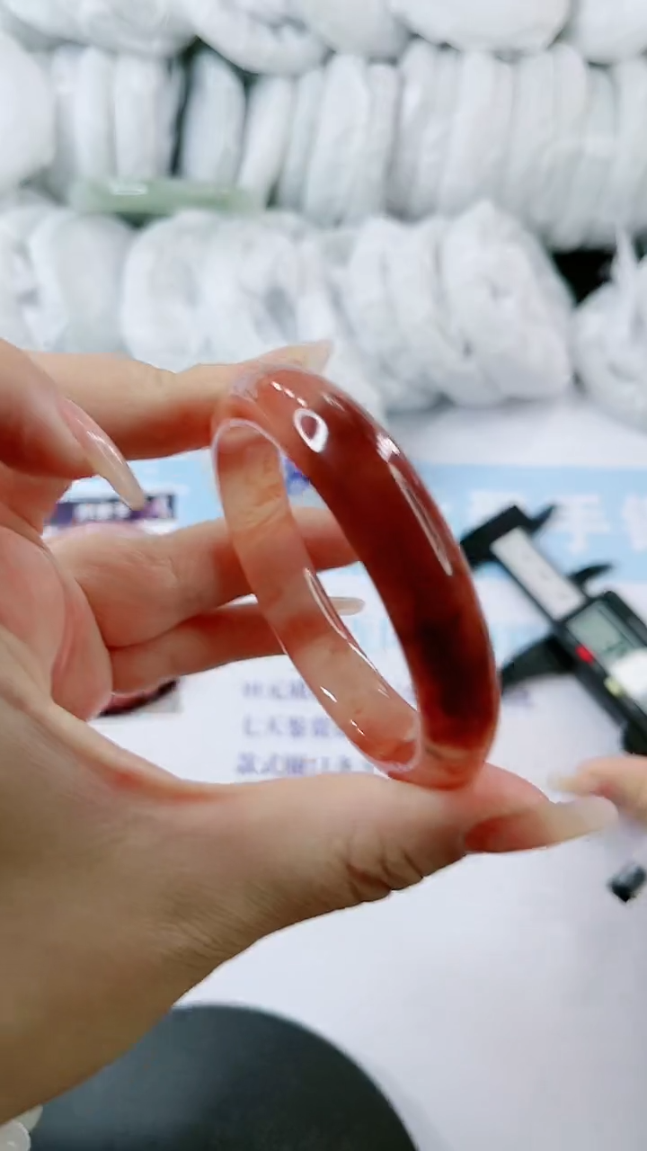 【闪购商品】石英质玉手镯未镶嵌0565191796-多样性发货