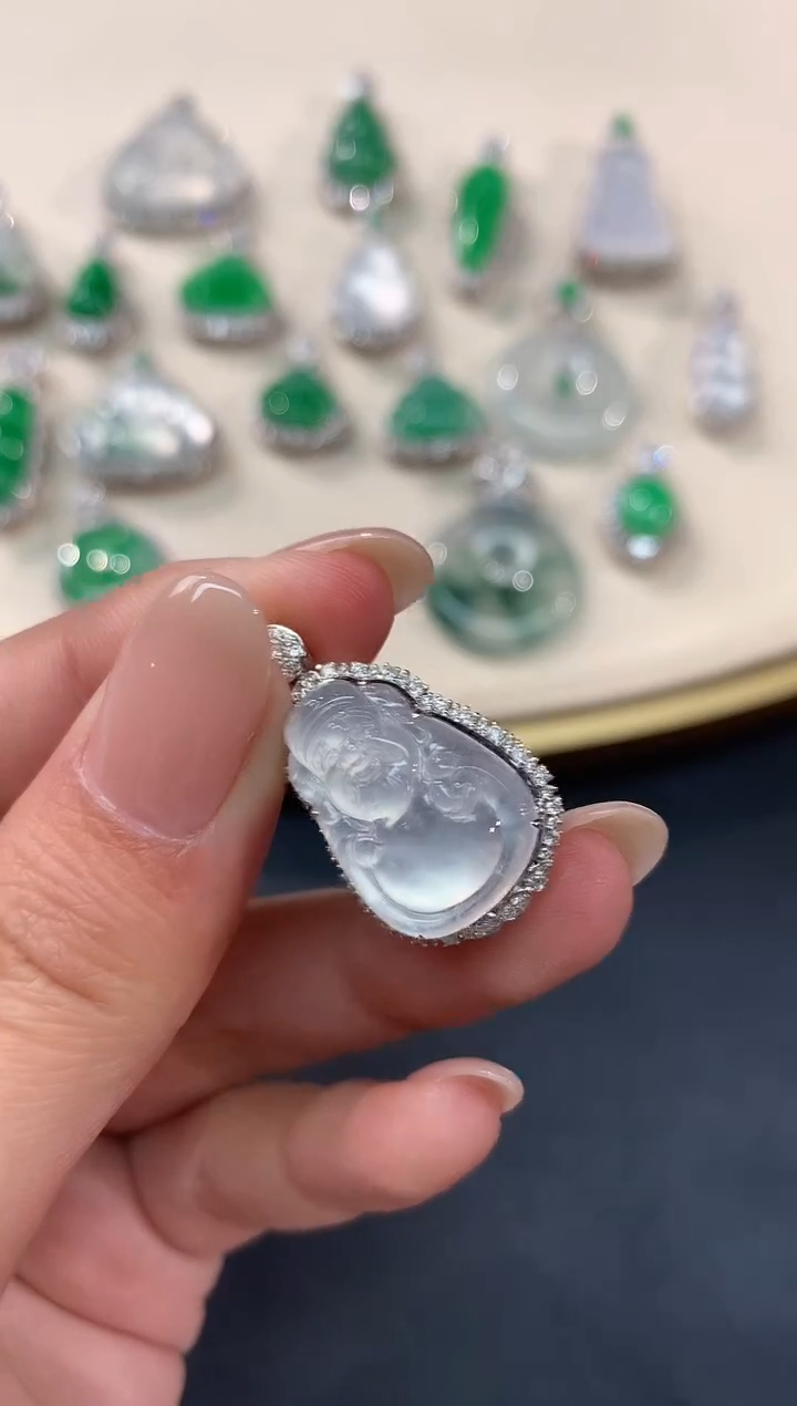 【闪购商品】翡翠吊坠(不含链)18K金镶嵌A542|15000