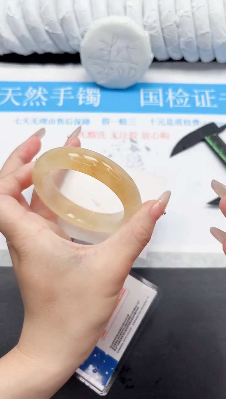 手镯石英质玉未镶嵌19-58.4L