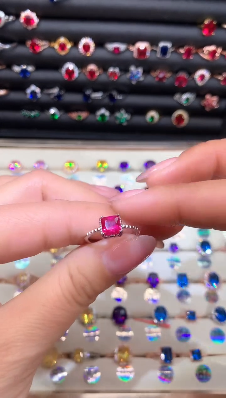 【闪购商品】红宝石戒指银S925镶嵌6白