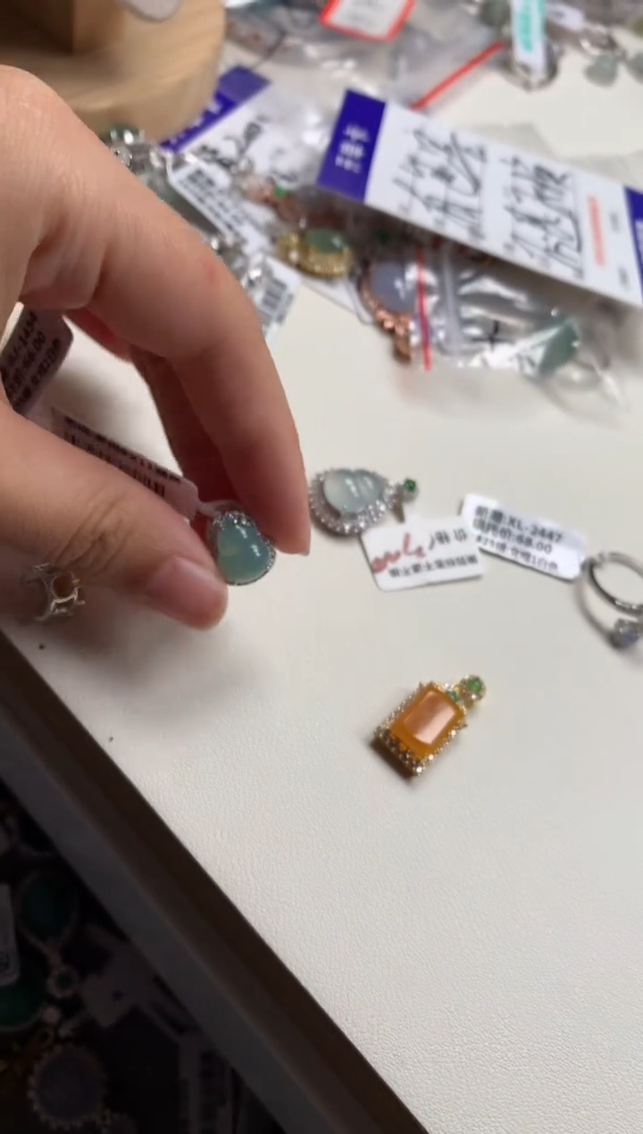 银S925镶嵌戒指翡翠吊坠23