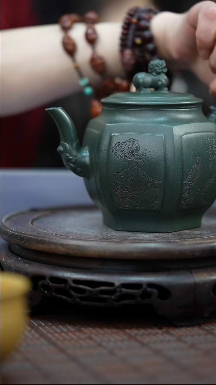 茶壶紫砂宜兴紫砂岁颐传砂原矿全手12