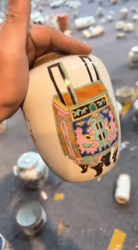 【闪购商品】摆件瓷器摆件 瓷器摆件