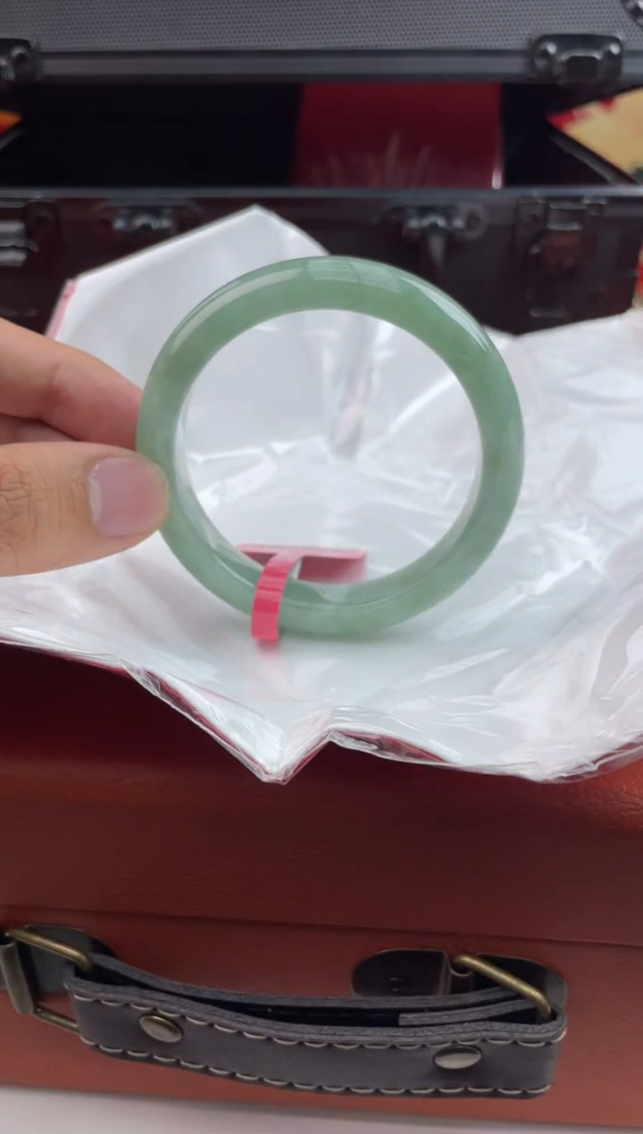 【闪购商品】翡翠手镯未镶嵌翡翠手镯7