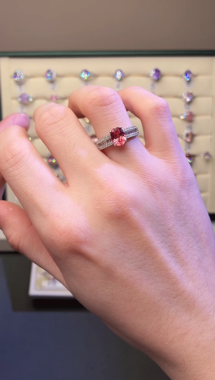 3蓝宝石（处理）无品牌 925银 轻奢女神款帕帕拉恰火莲花色系