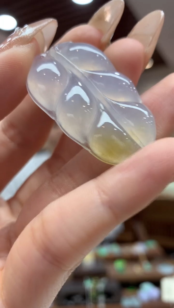 【闪购商品】翡翠吊坠(不含链)未镶嵌叶子