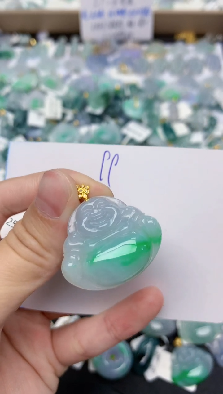 翡翠18K金镶嵌颈饰天然缅甸A货翡翠