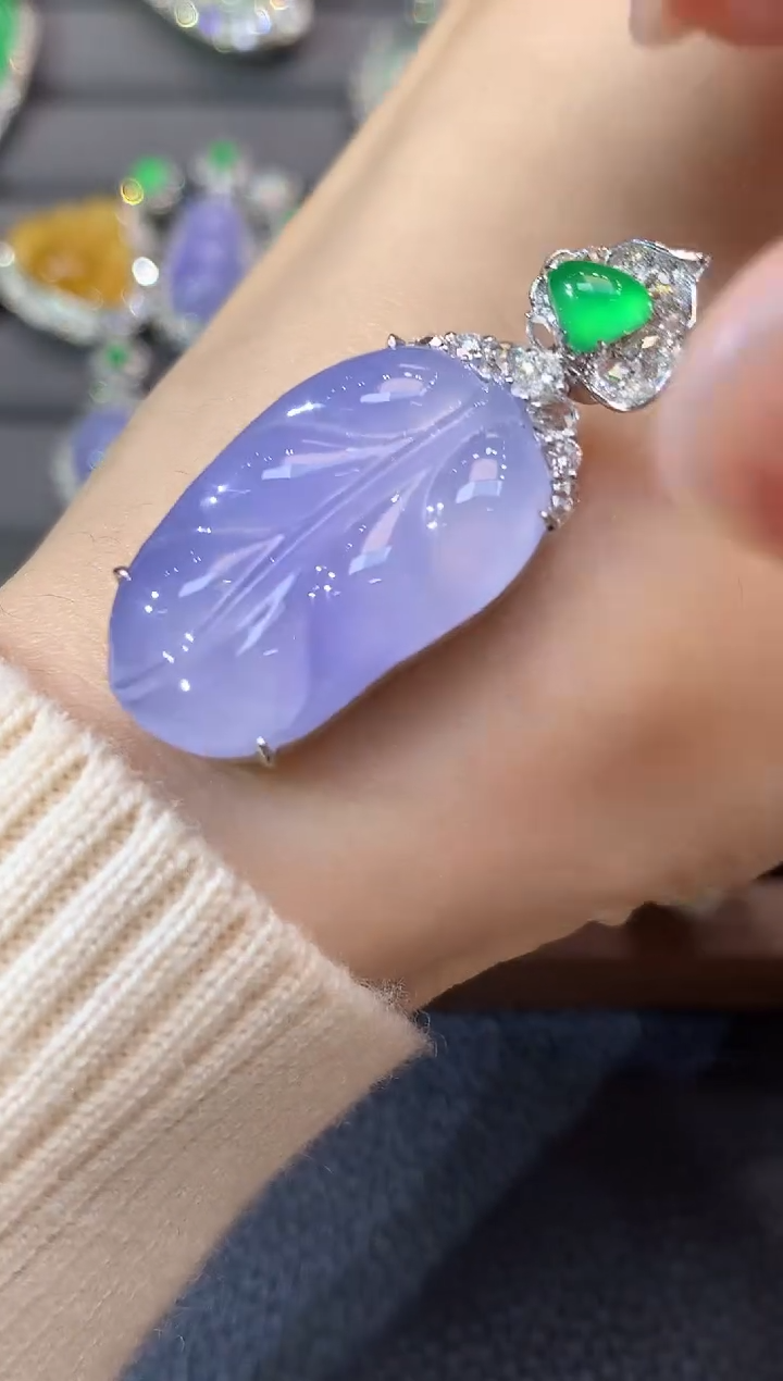 吊坠(不含链)18K金镶嵌翡翠D19 紫货有一定色差