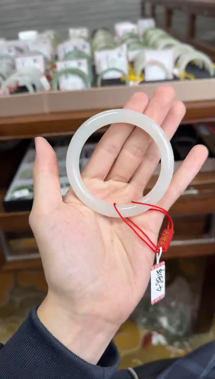 未镶嵌手镯和田玉58