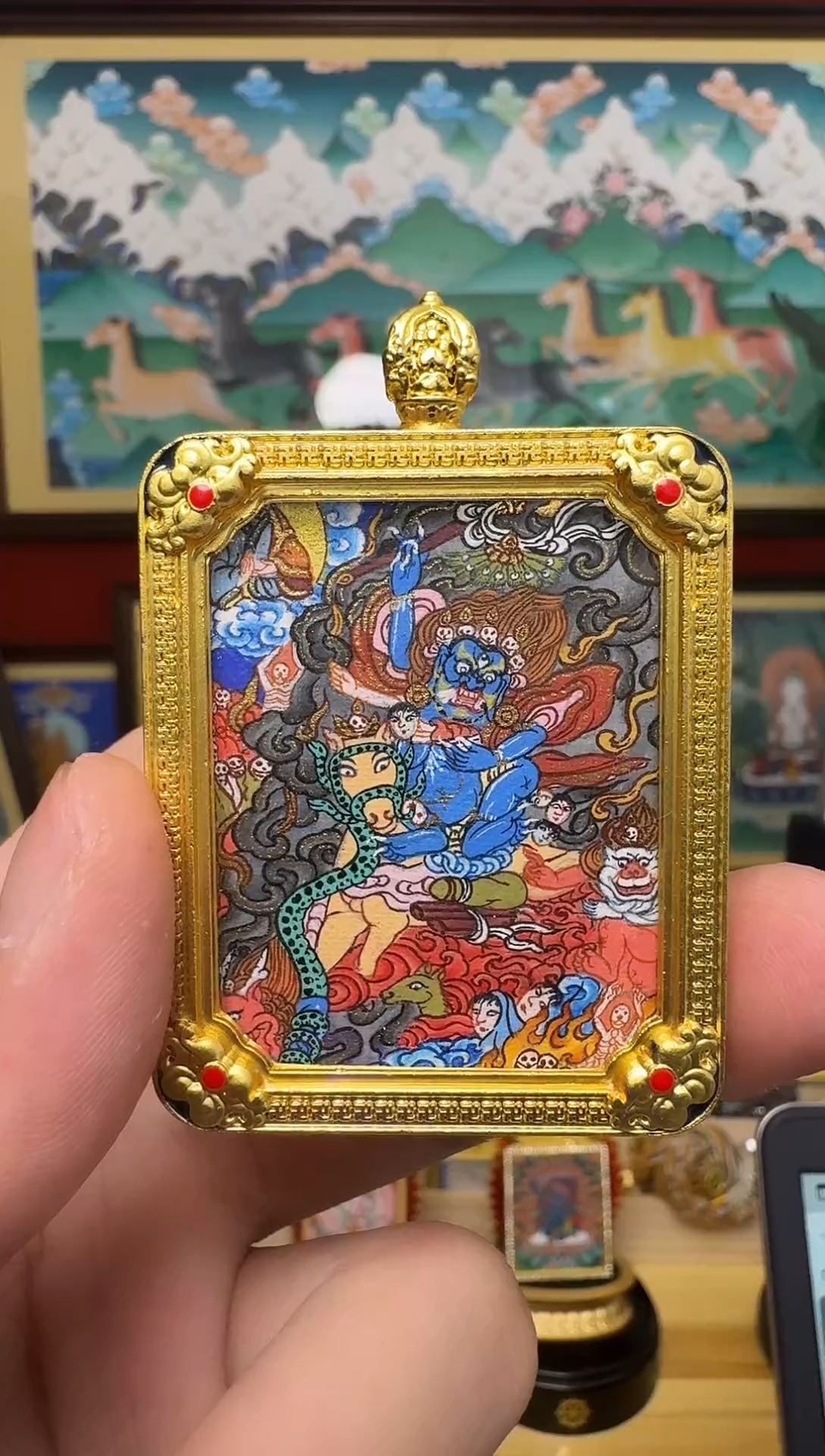 吊坠吉妈妈-热贡纯手绘-刀刀