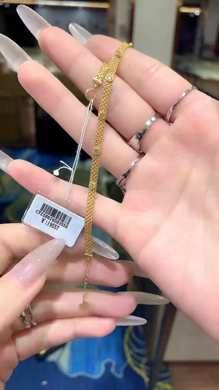 【闪购商品】钻石手链18K金镶嵌手链