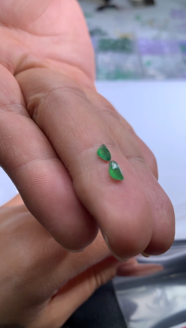 【闪购商品】定制翡翠未镶嵌翡翠