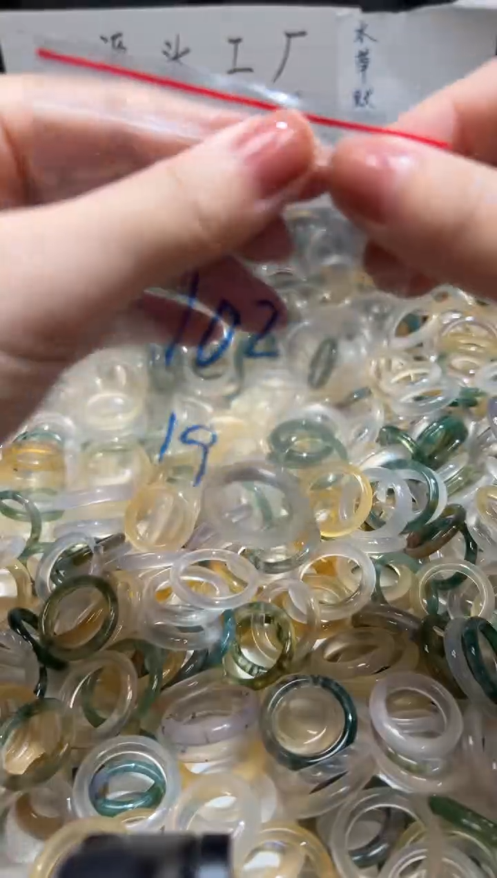 未镶嵌戒指玛瑙/玉髓102