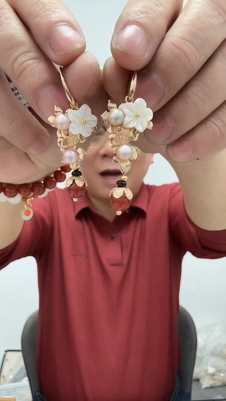 【闪购商品】琥珀裸石未镶嵌72（有瑕介意勿拍）