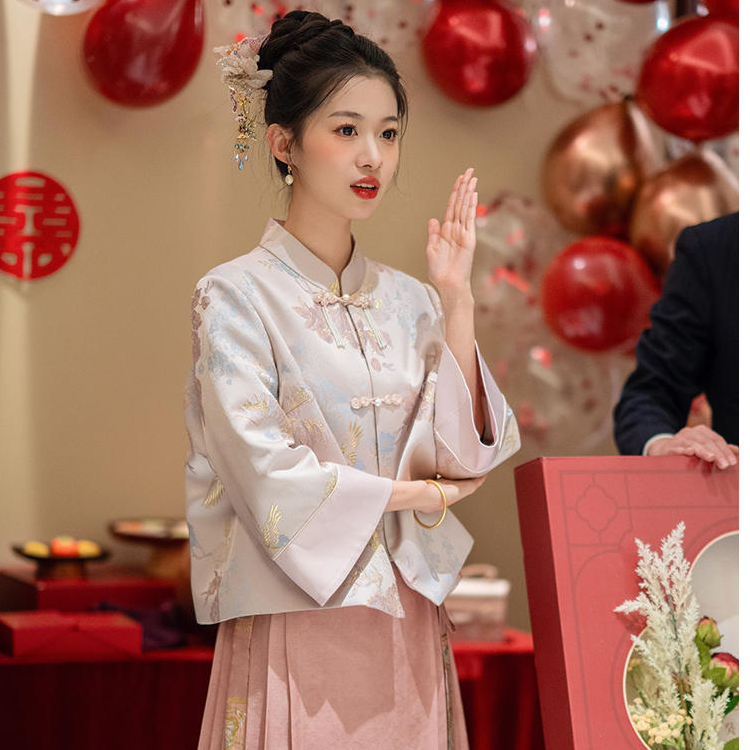 新中式国风改良汉服外套马面裙两件套敬酒服回门宴婚服春秋女装新