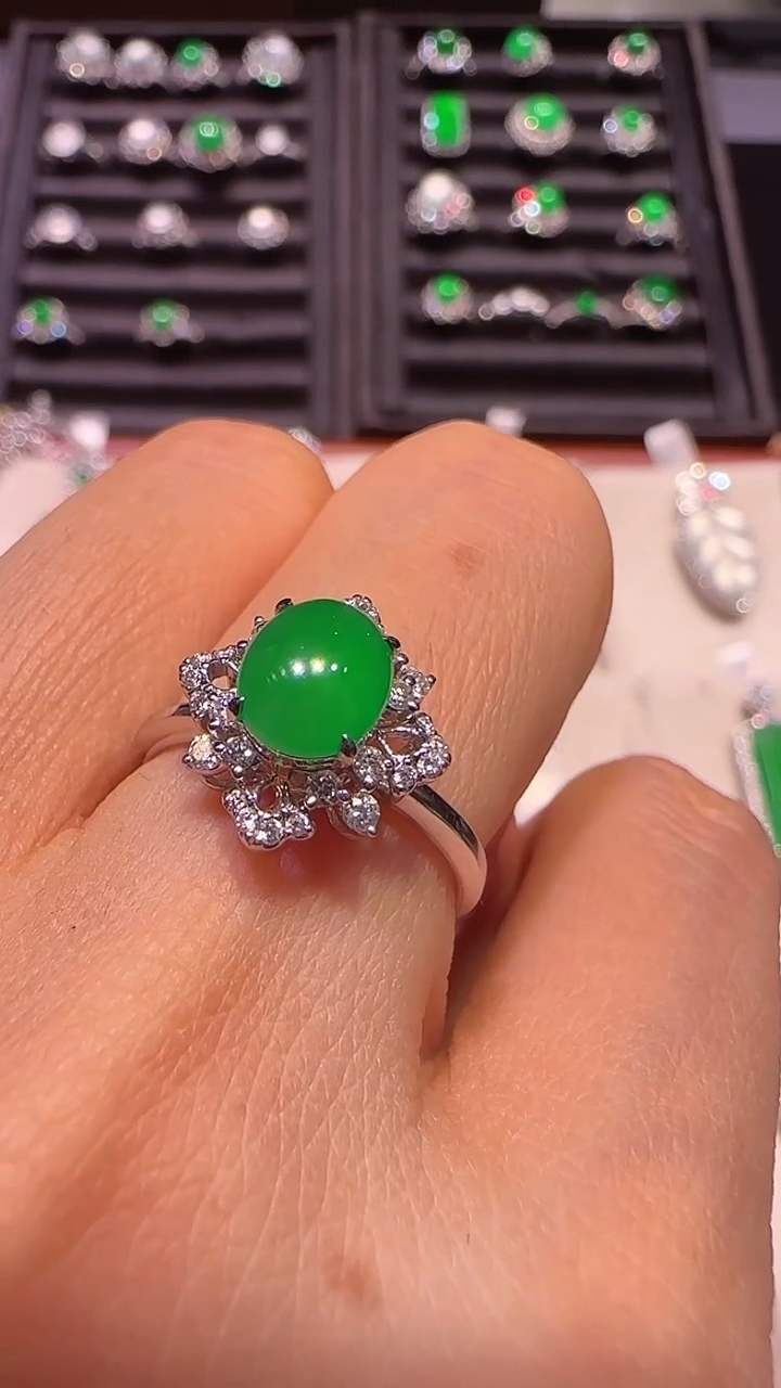 【闪购商品】翡翠戒指18K金镶嵌戒指