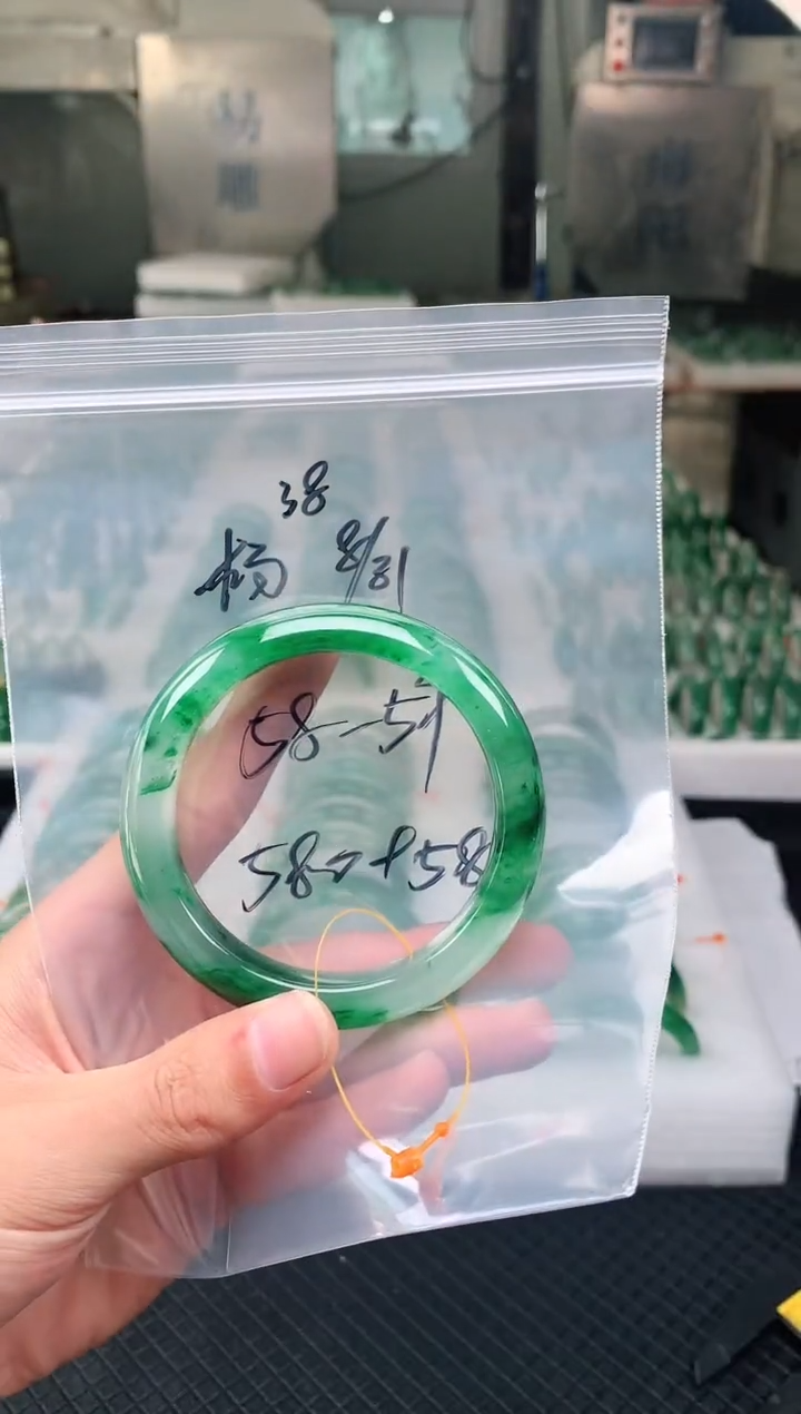 未镶嵌手镯石英质玉非洲翠手镯58-59圈口38号