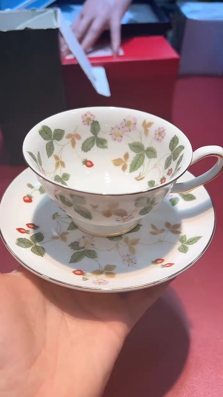 【闪购商品】瓷片锅碗瓢彭一件不剩