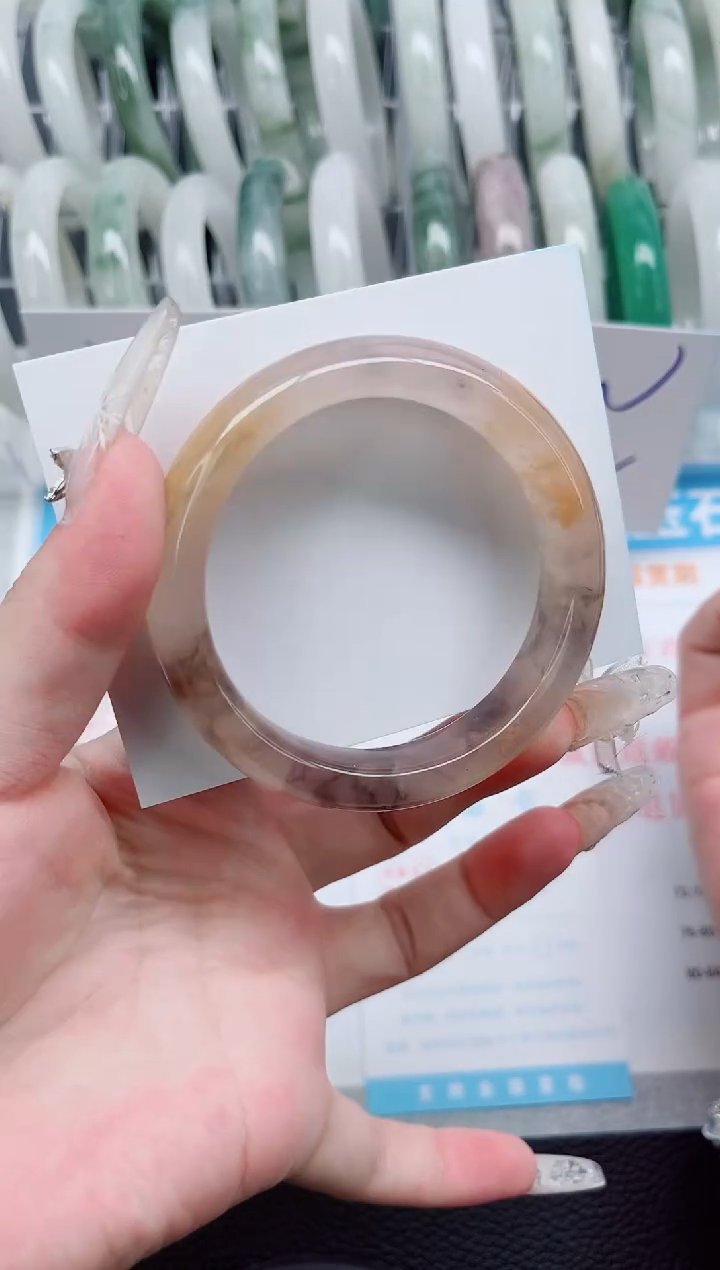 【闪购商品】石英质玉手镯未镶嵌A109-55.1