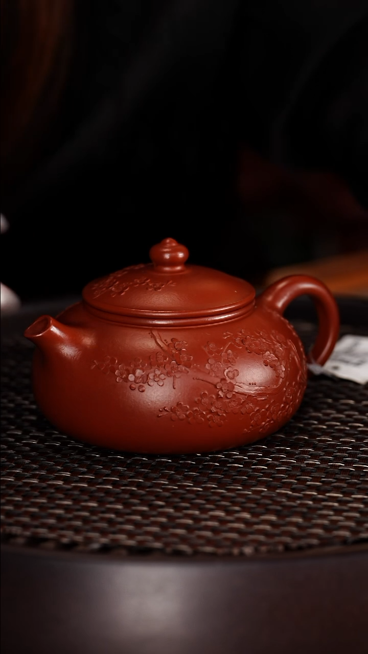 茶壶紫砂宜兴紫砂壶朱泥梅花寒江240cc