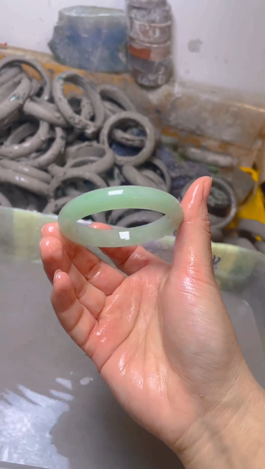 【闪购商品】石英质玉手镯未镶嵌50