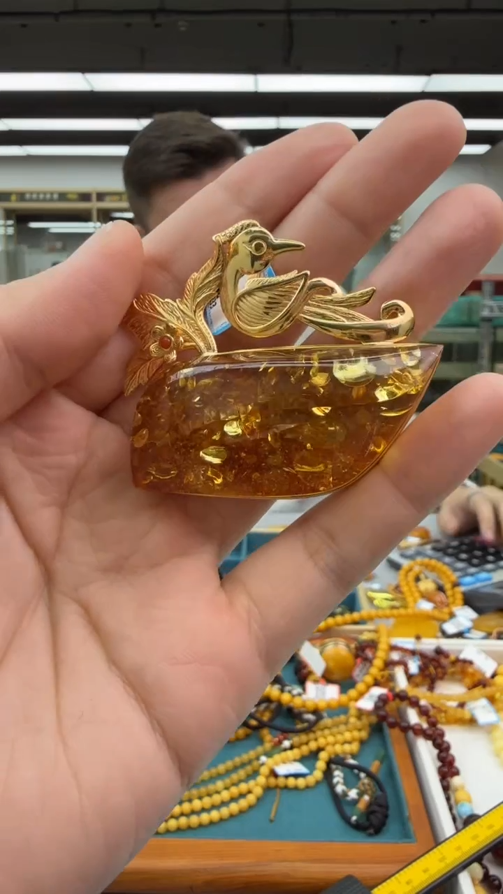 【闪购商品】琥珀颈饰银S925镶嵌164秒拍号