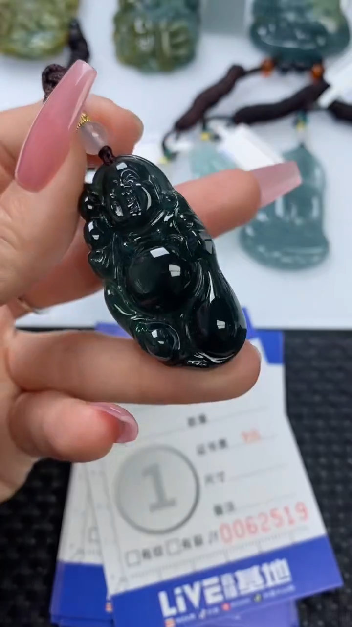 【闪购商品】翡翠颈饰未镶嵌111111111111111