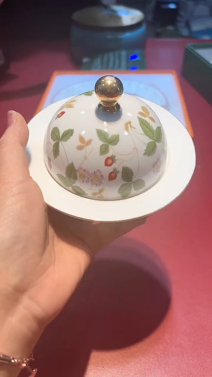 【闪购商品】瓷片锅碗瓢盆一件不剩