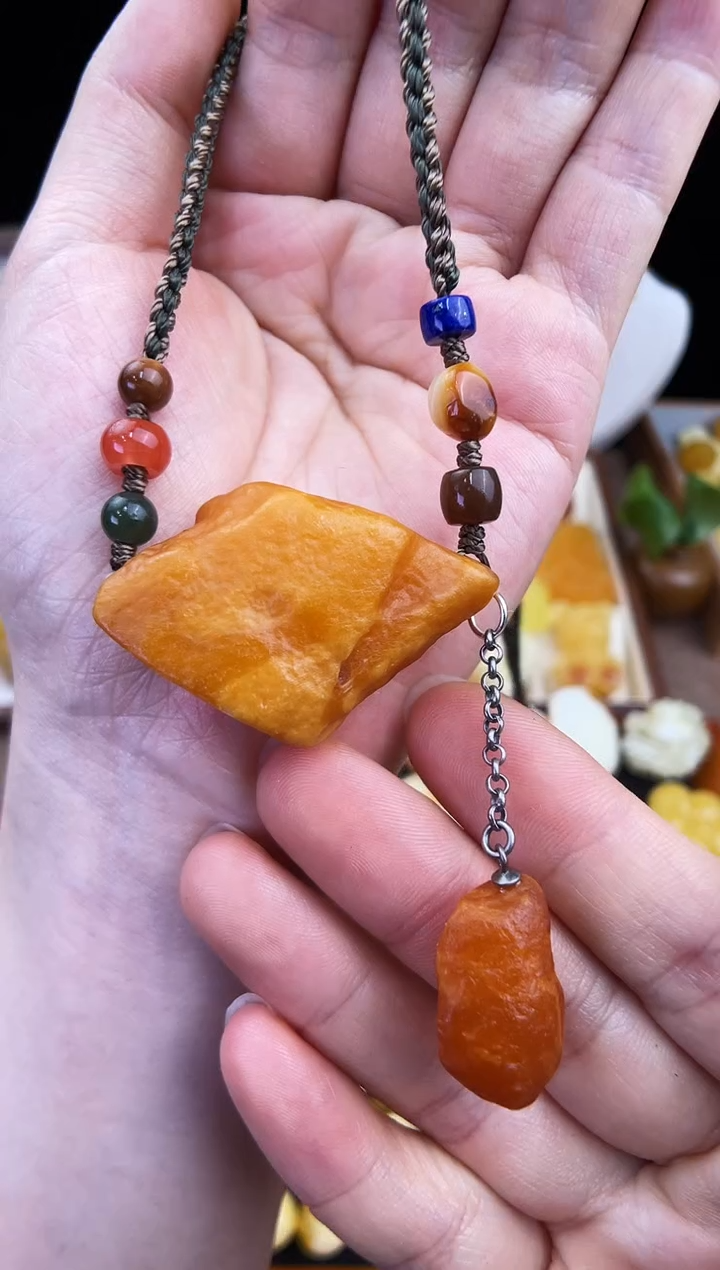 琥珀未镶嵌珠宝奇石柒月