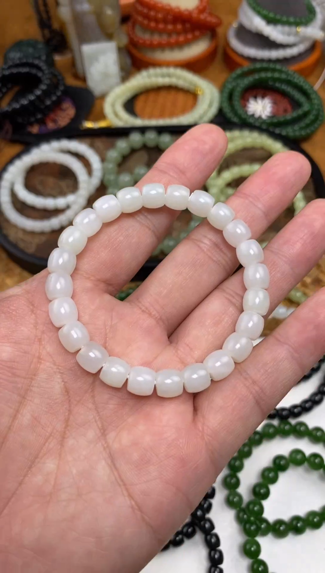 颈饰未镶嵌和田玉手串