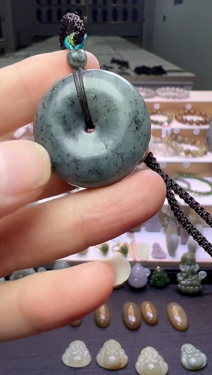 颈饰未镶嵌和田玉乐****?定向2