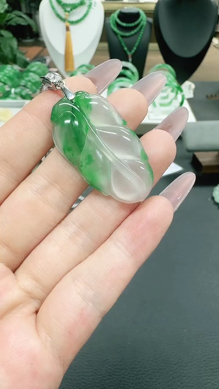 未镶嵌1石英质玉（非洲翠）/1153