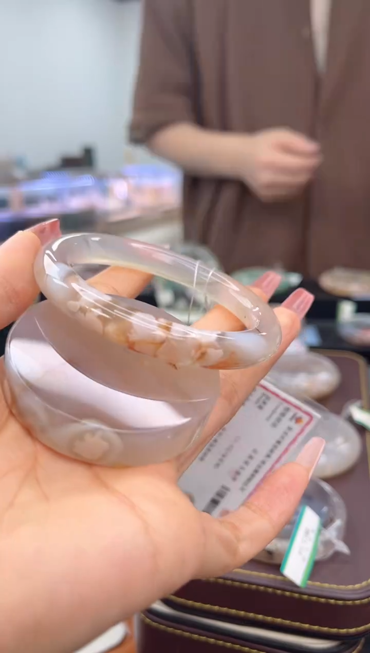 石英质玉手镯未镶嵌57圈口（赠品镯心）3039146